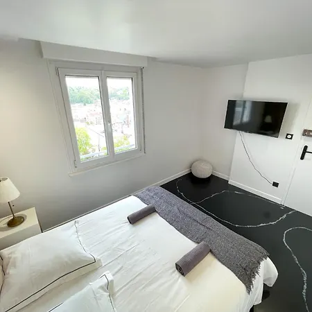 Atypaluxe 3 公寓 *